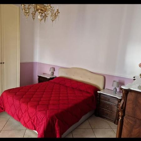 Апартаменти La Casa Di Mamma Неаполь Екстер'єр фото