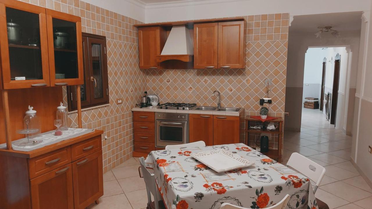 Апартаменти La Casa Di Mamma Неаполь Екстер'єр фото